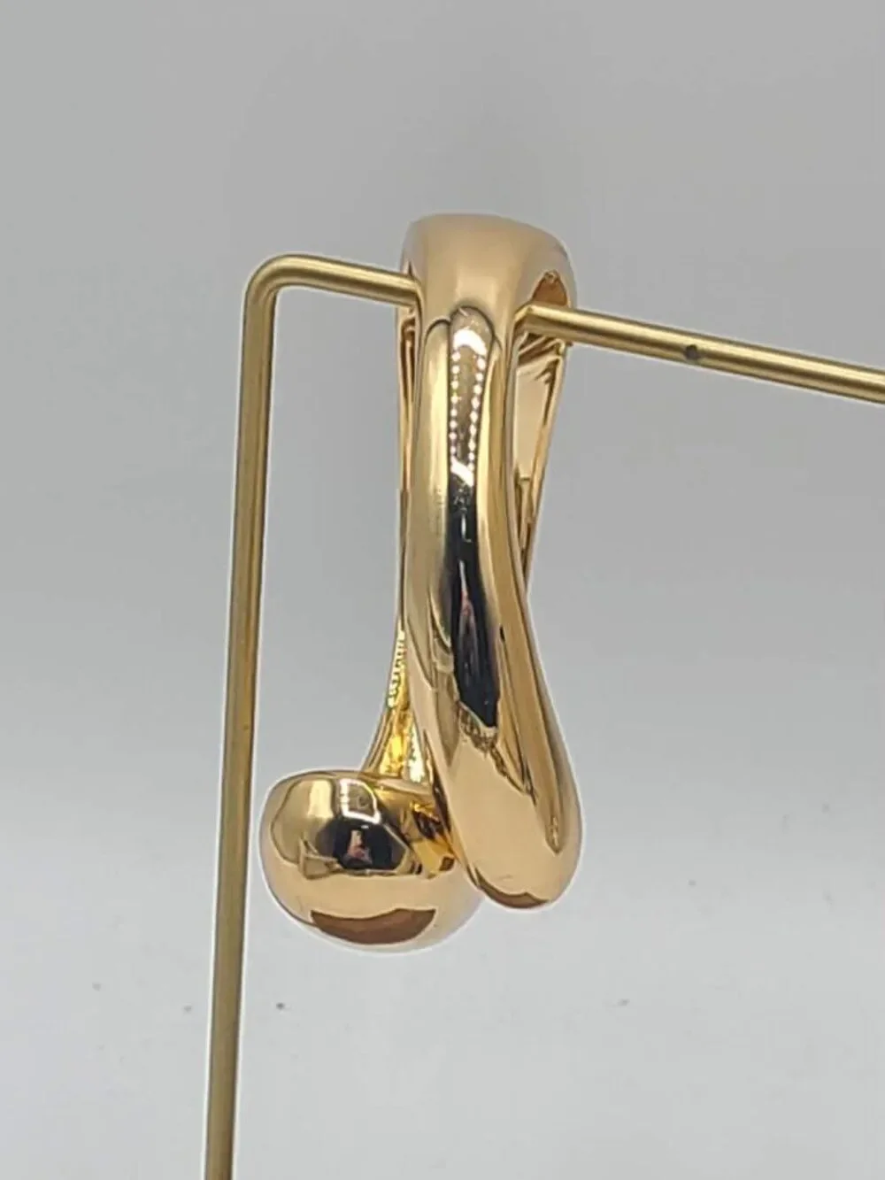 Unmarked Gold Tone Bypass Cuff Bangle